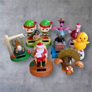 Solar Powered Dancing Figures